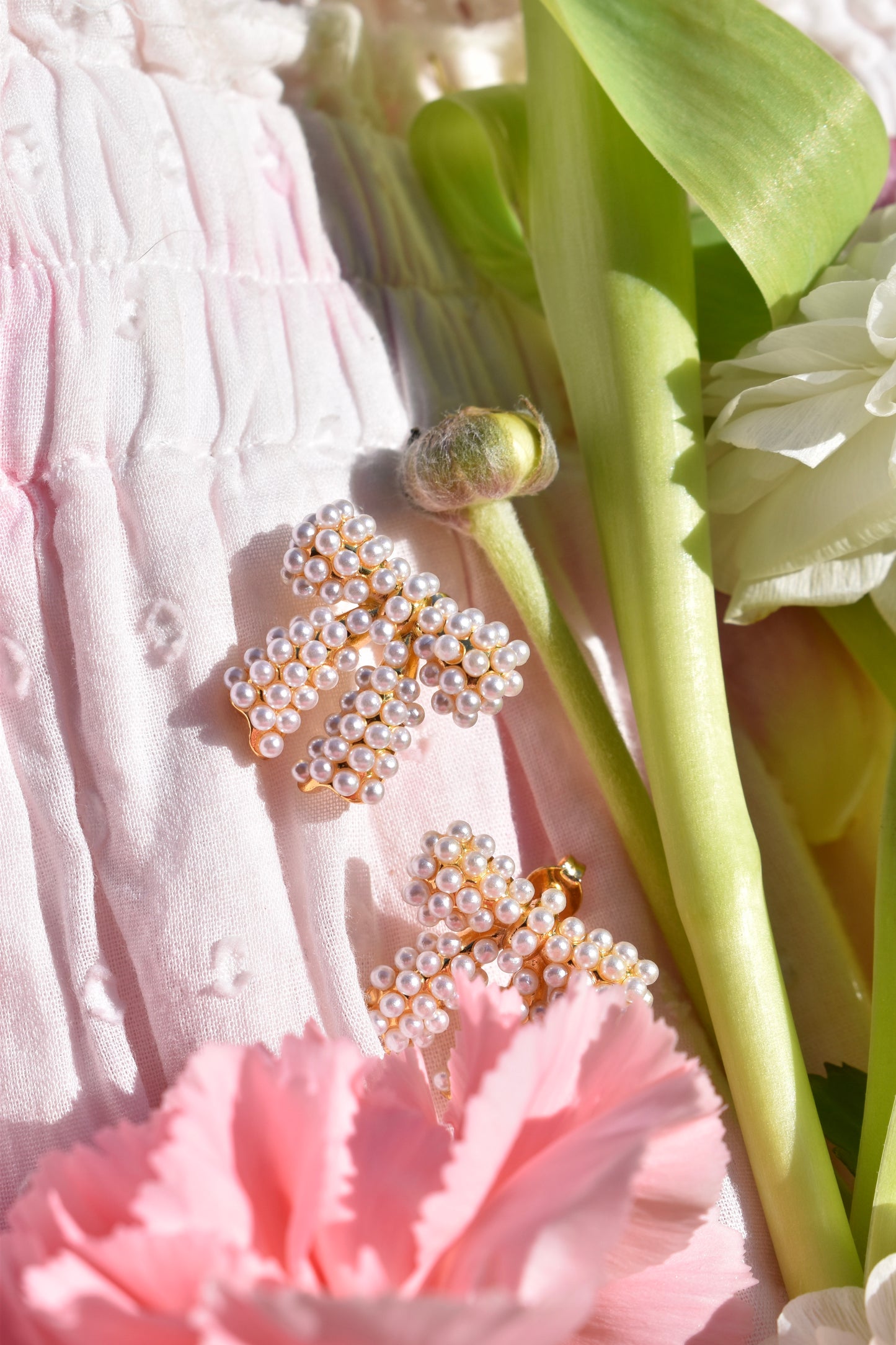 Fawn Bow Pearl Studs