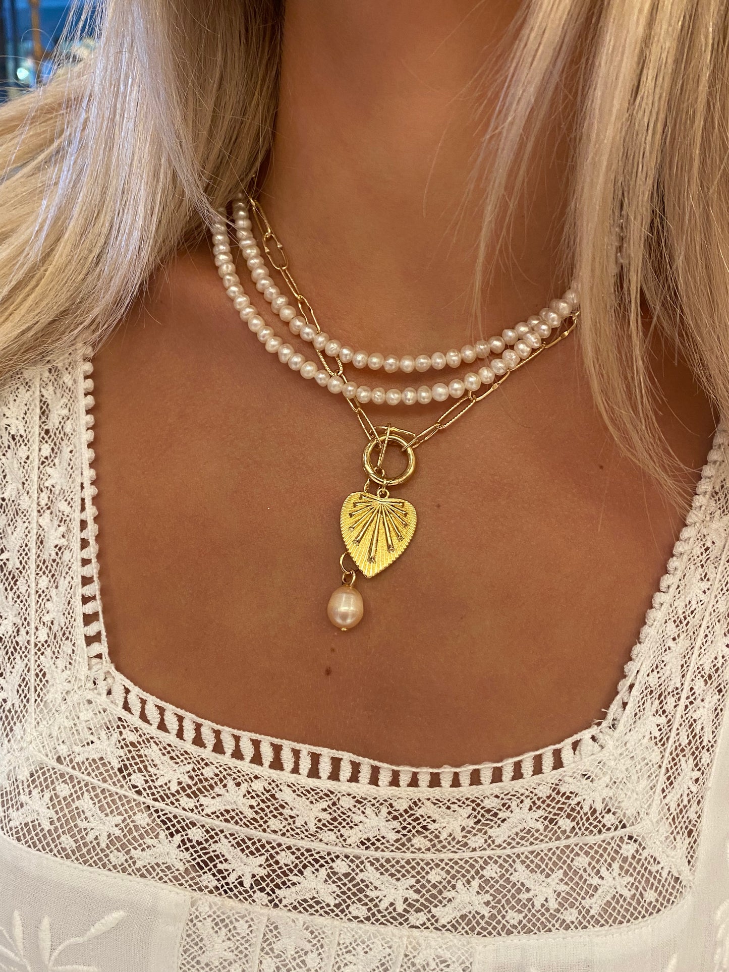 Double row pearl necklace