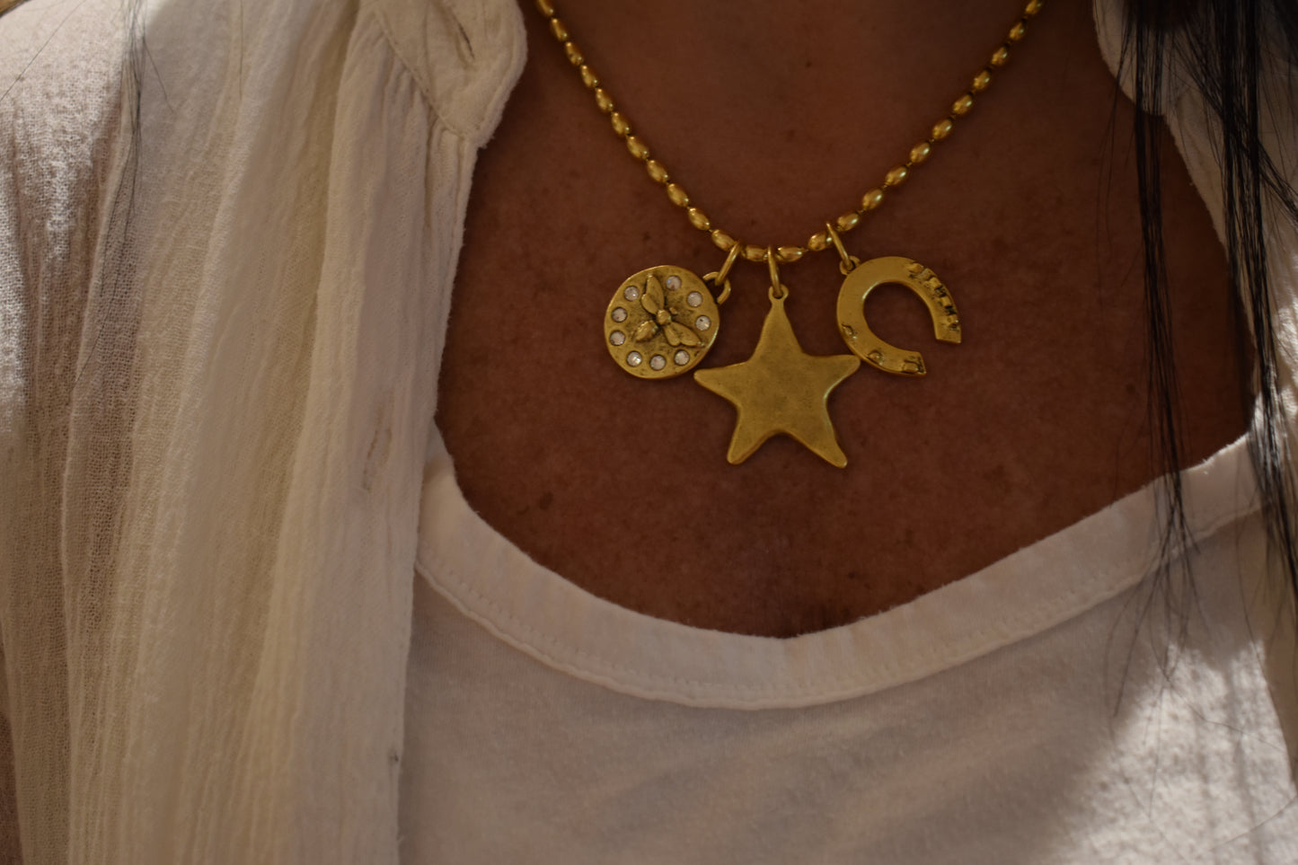 Loré Vintage Charm Necklace