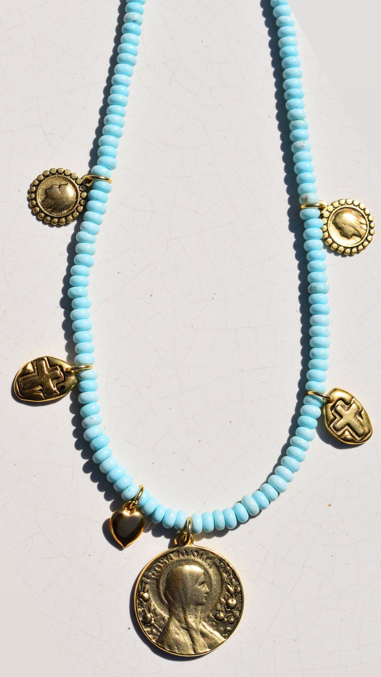 Rosa Mística Mary charm necklace