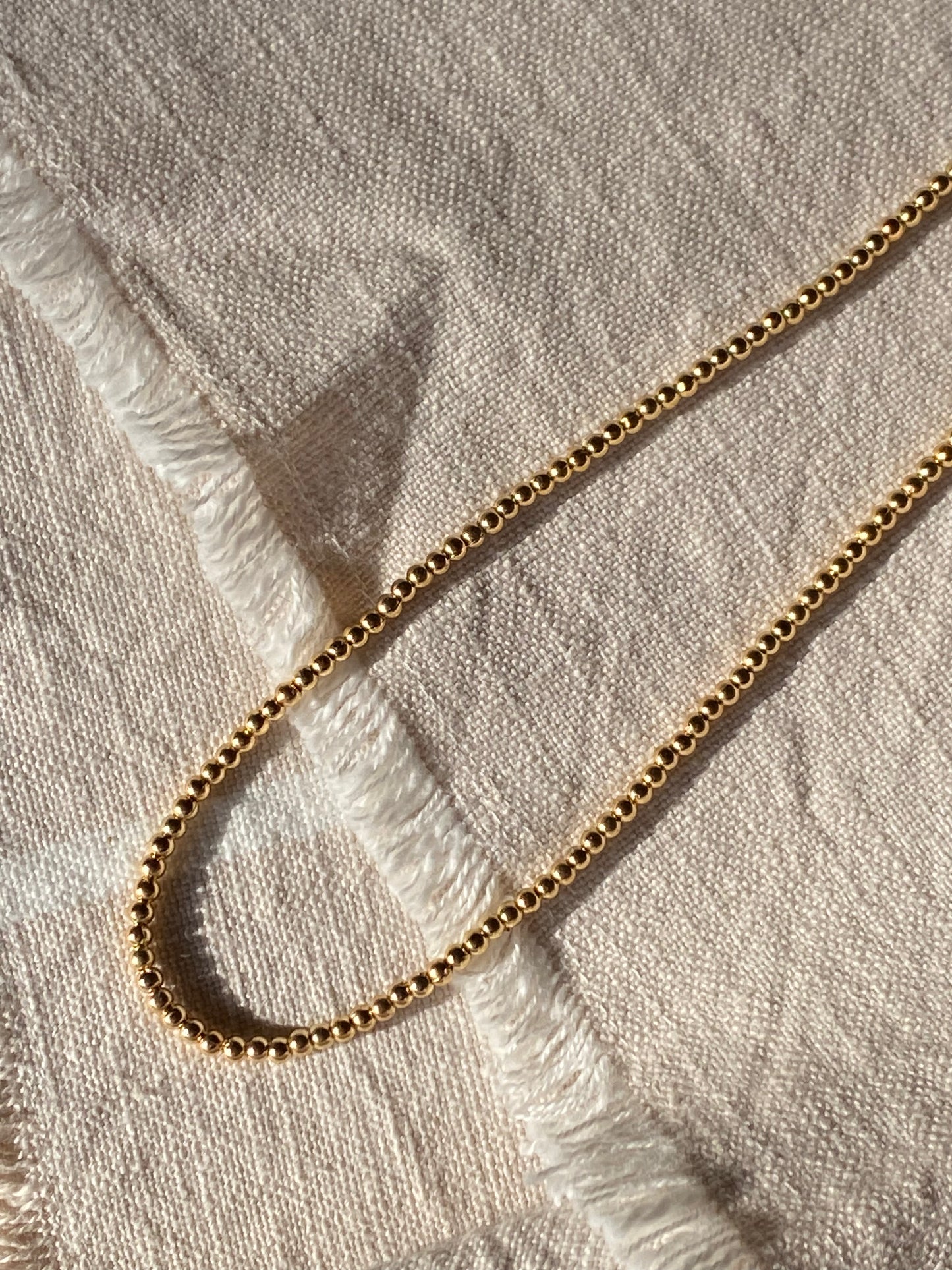 Bubble and bead necklace