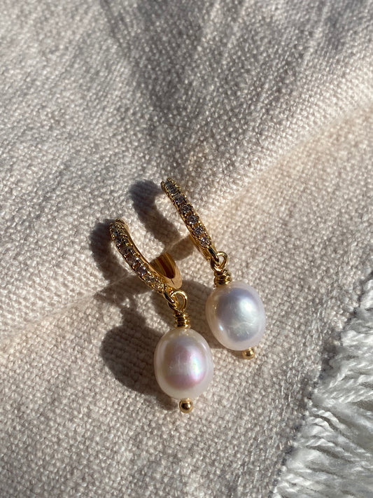 Sparkly pearl dangle earrings