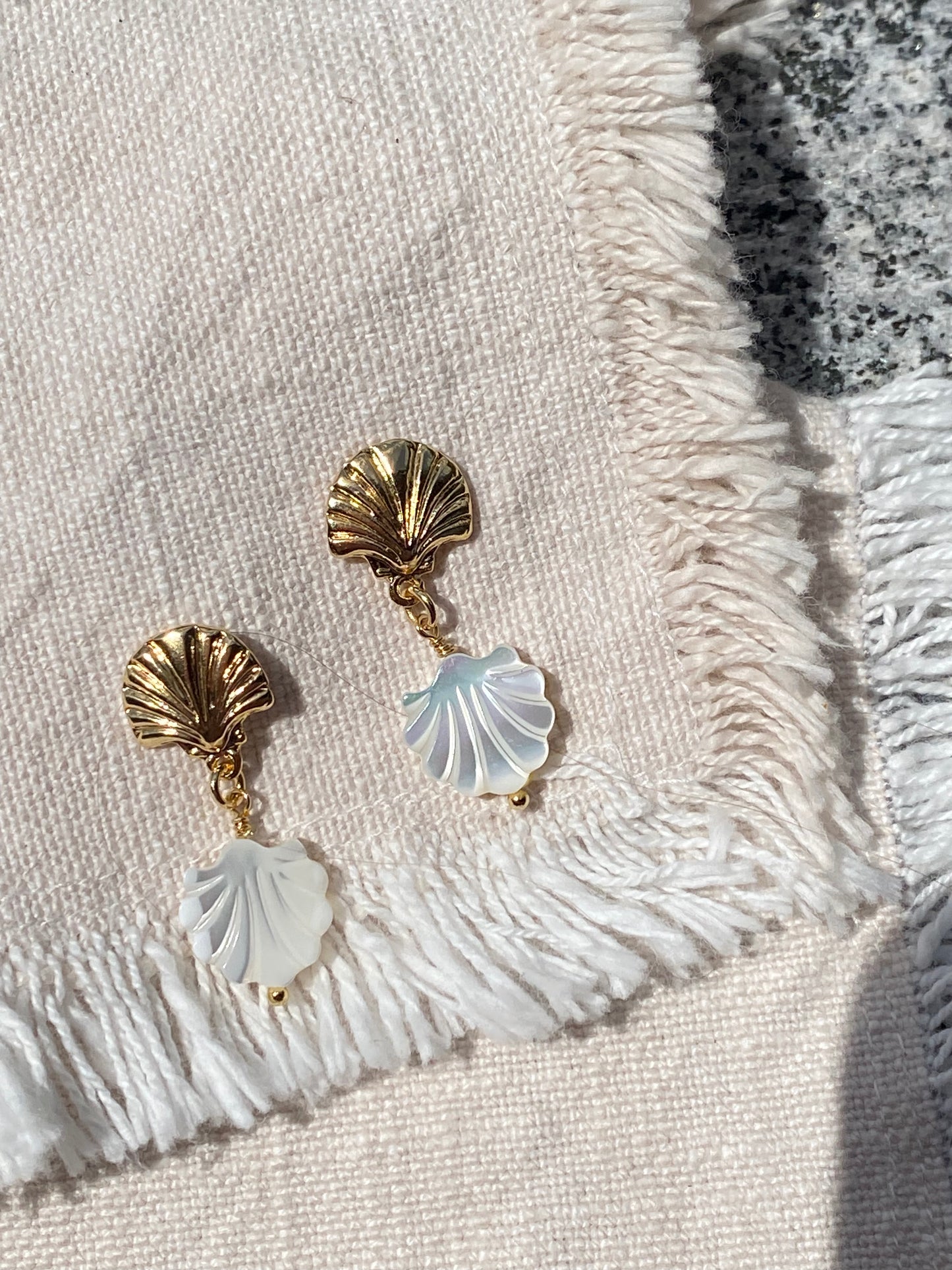 Sunset shells dangle earrings