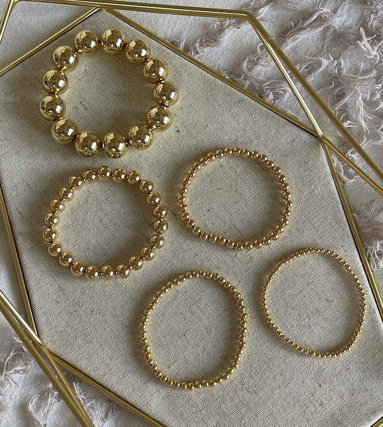 Classic gold beaded bracelet