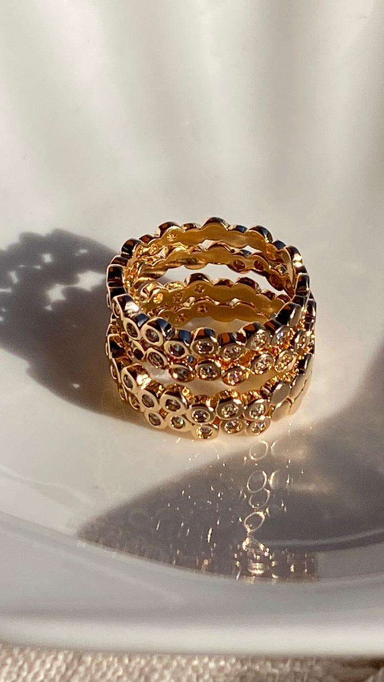 Honeycomb ring