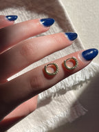 Alicia hoops