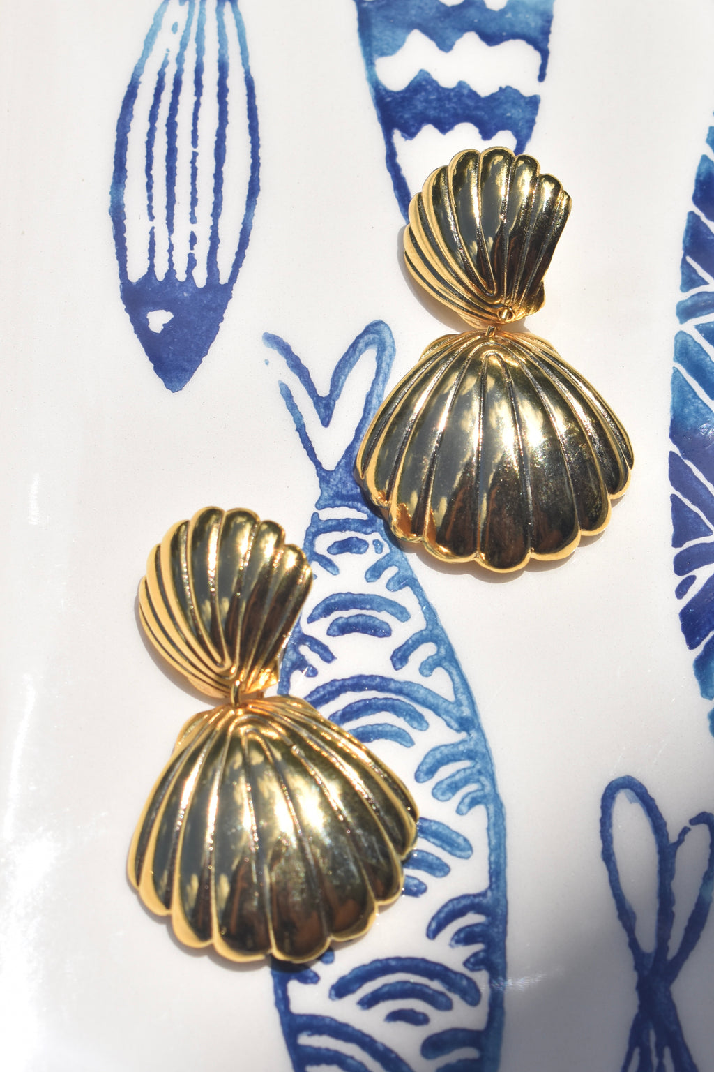 Perla Marina Statement Earrings
