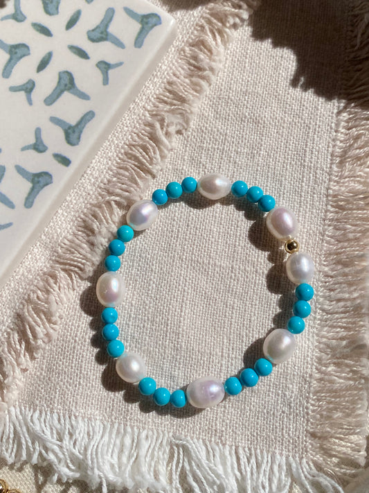 Turquoise waters bracelet