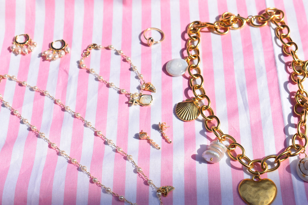 Rae Pearl Charm Bracelet