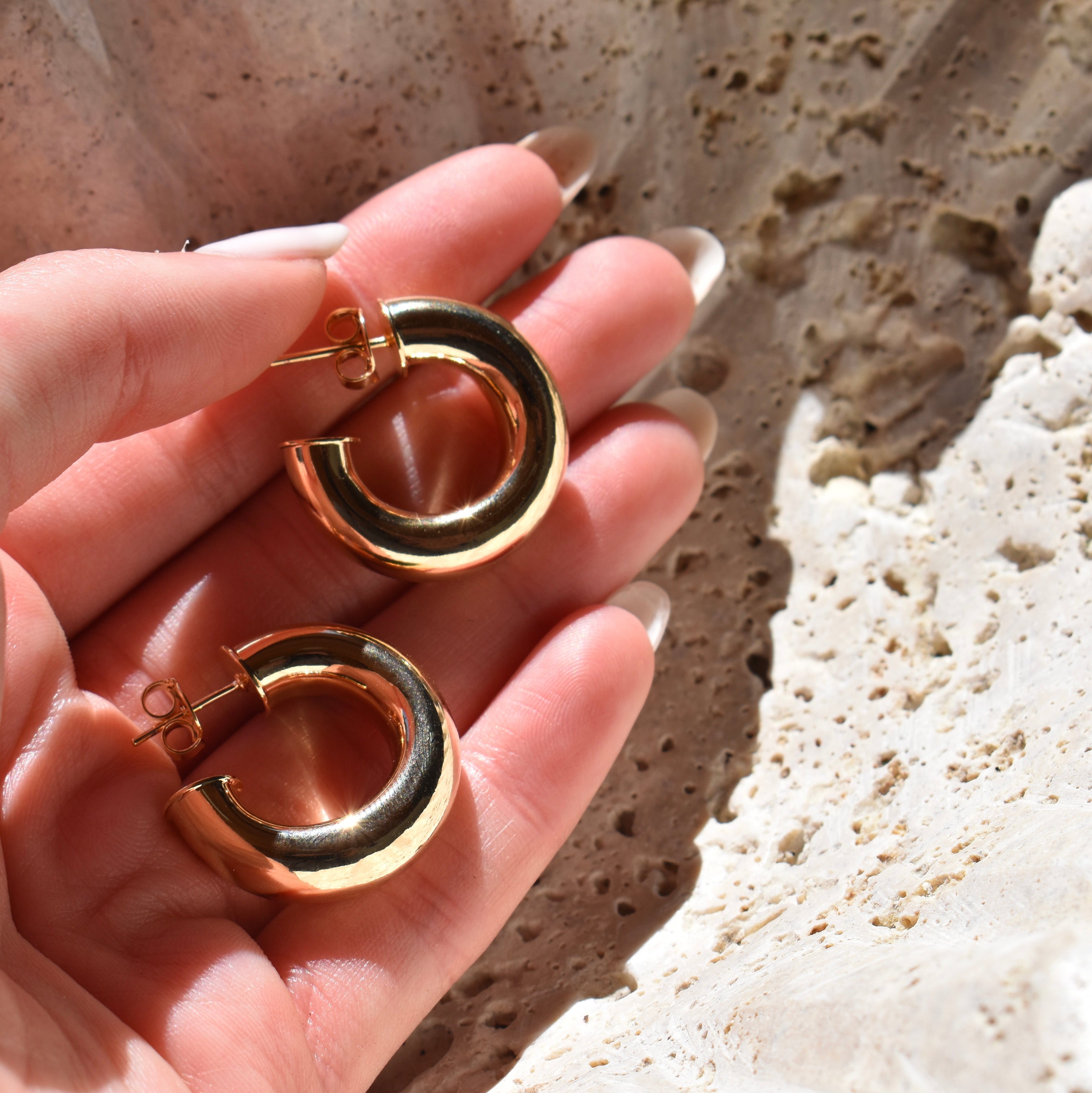 Alessandra Hoops