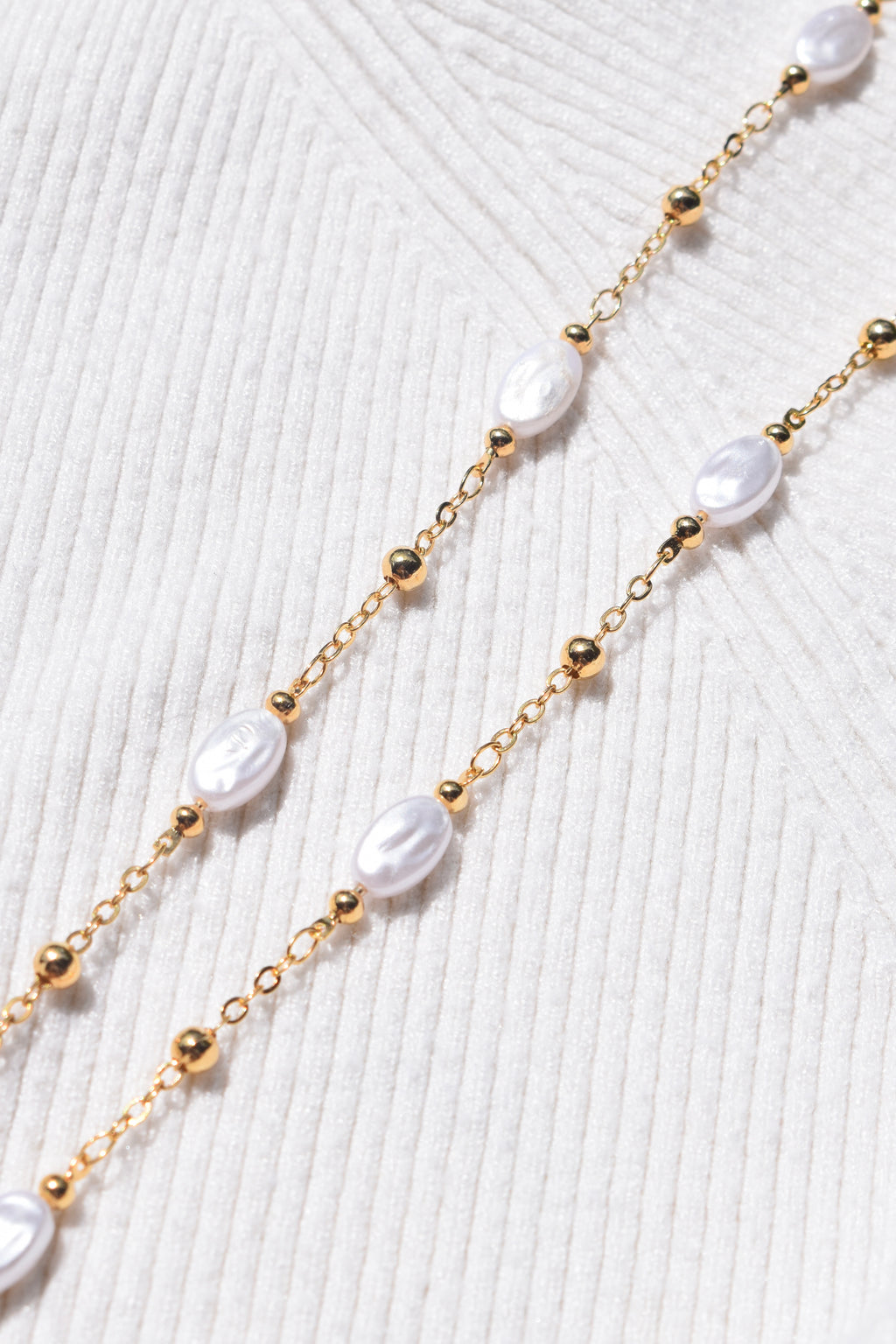 Paola Pearl Lariat