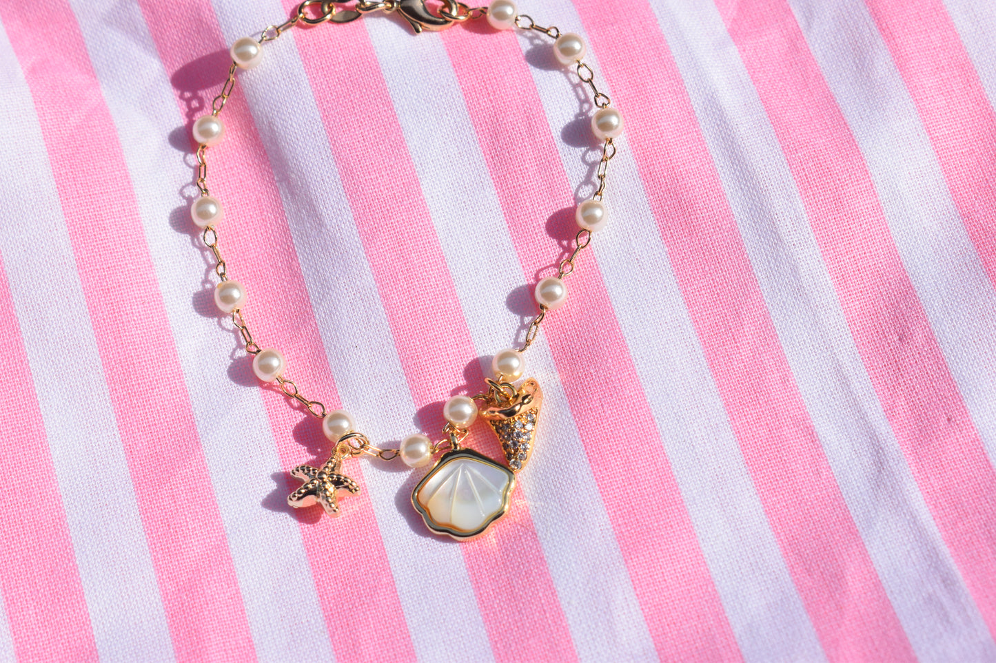 Rae Pearl Charm Bracelet