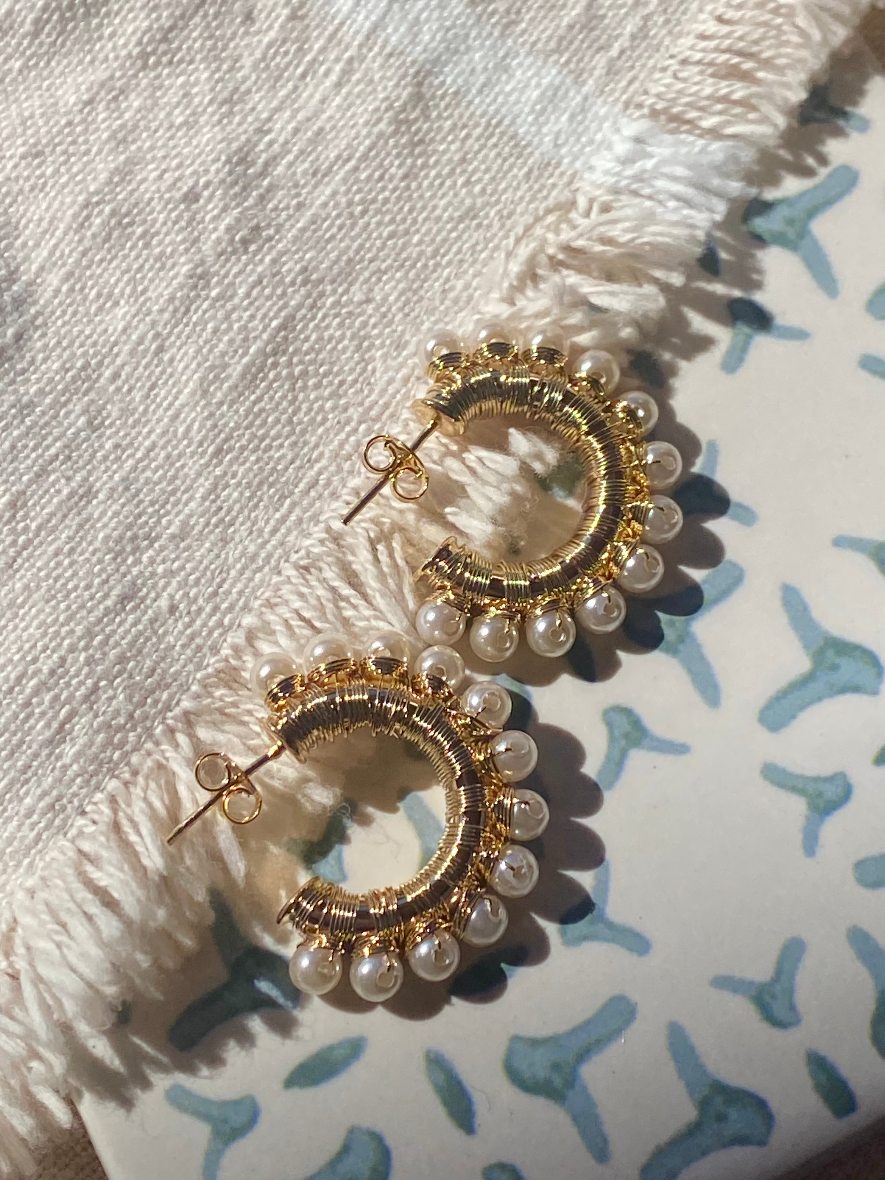 Salt air hoops