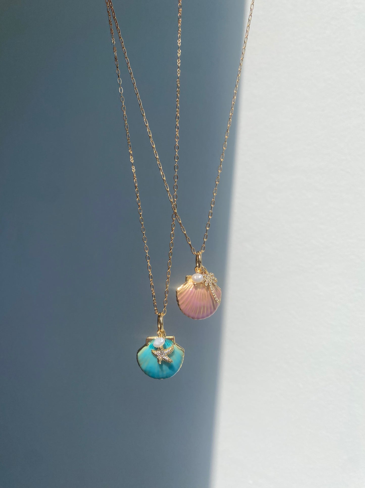 seaside shells locket necklace