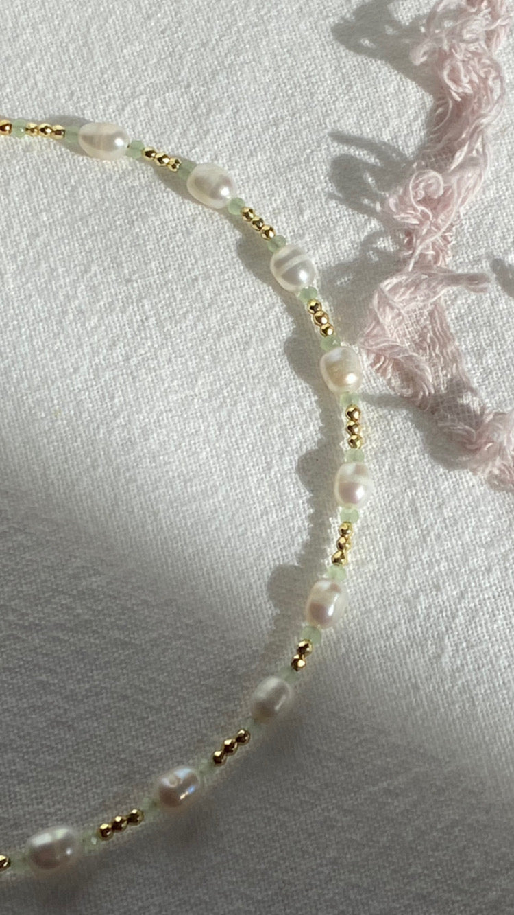 Simplicity necklace